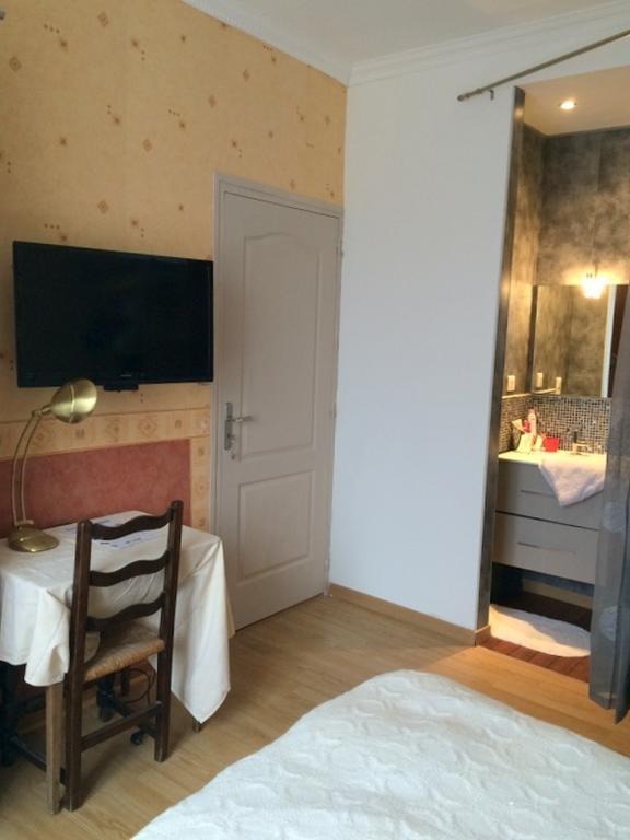 Bed and Breakfast Chez Pierrette Pont-Croix Exterior foto